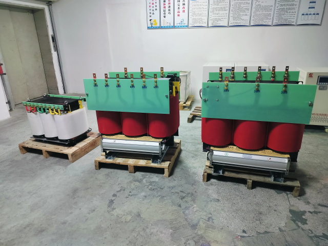 新城KS11-1000KVA矿用变压器